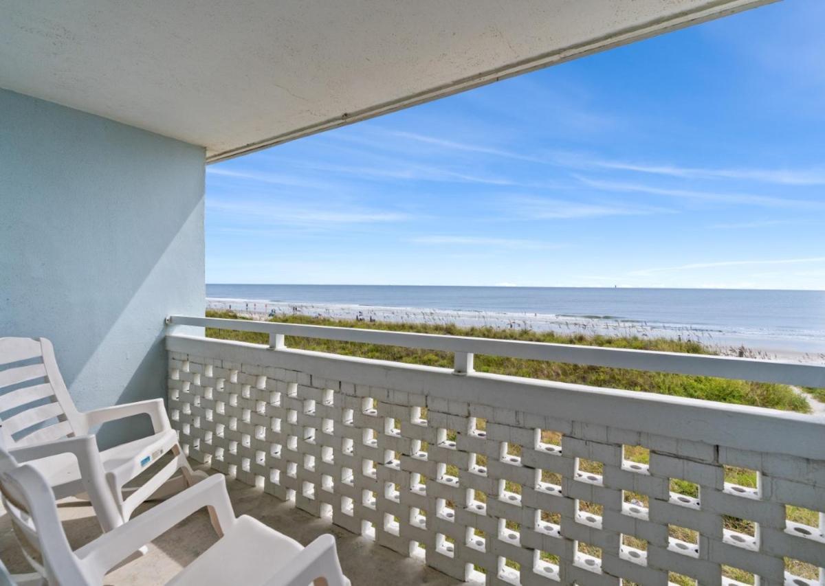 Blue Mist Villas Unit 301 Is A 3Rd Floor Oceanfront Condo In Cherry Grove Nmb Myrtle Beach Extérieur photo